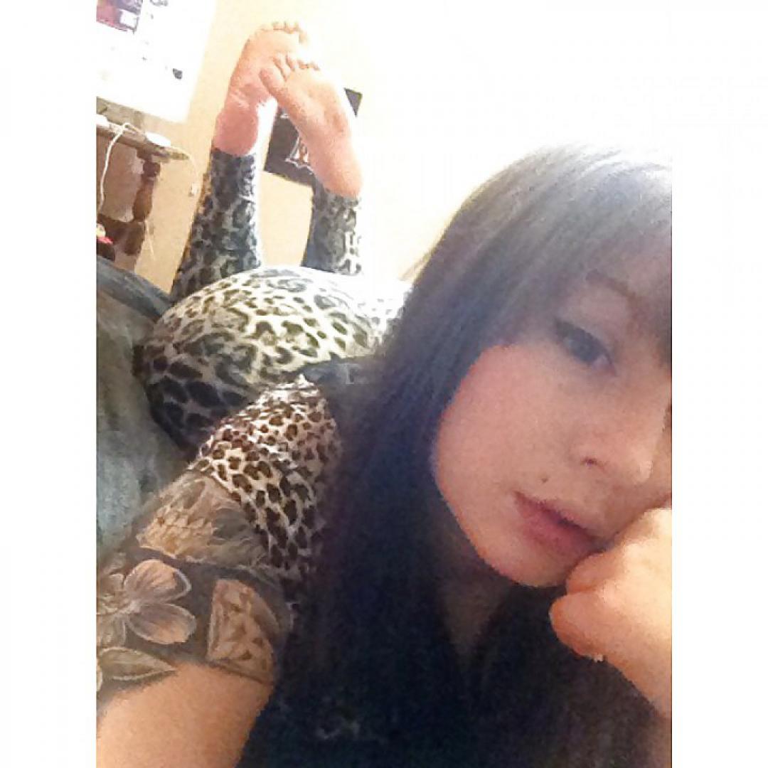 tattoolady aus Groningen,Niederlande